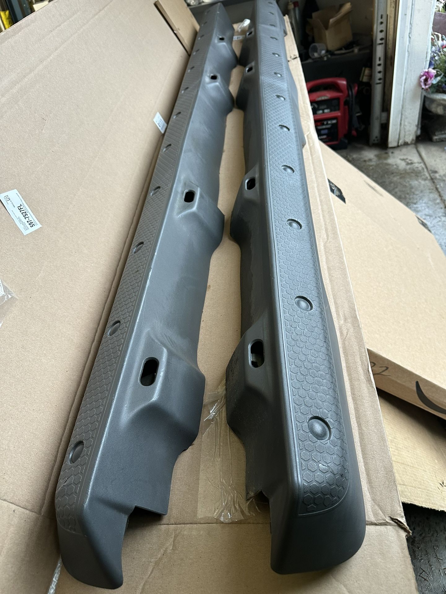 Stepside Cap Ranger OEM Ford Ranger Bed Rail Caps for Sale in Kent, WA - OfferUp