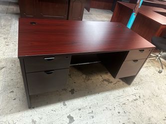 OFFICE/HOME DESK COMPUTER DESK