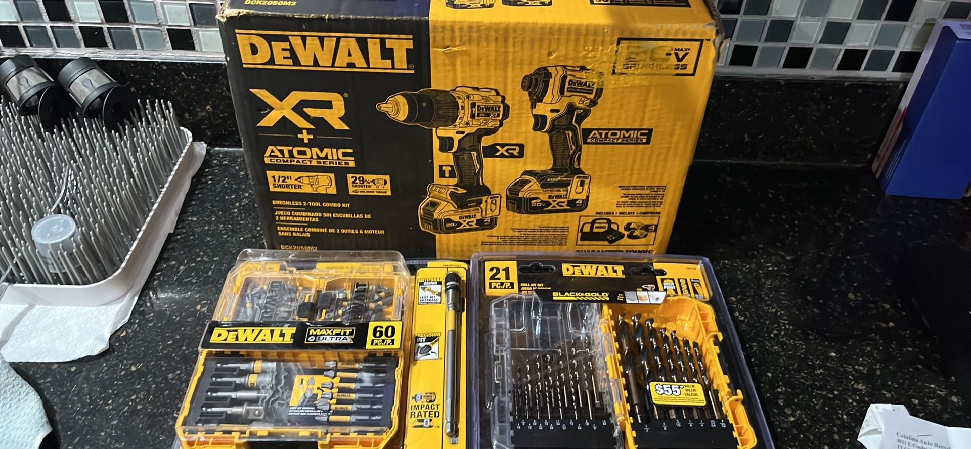 NEW! DEWALT XR 20-volt Max Brushless 2-Tool Combo Kit (DCK2050M2) BRAND NEW With Extras