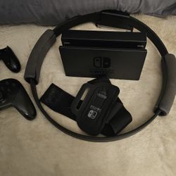 Switch W/ 13 Games & Extras! 