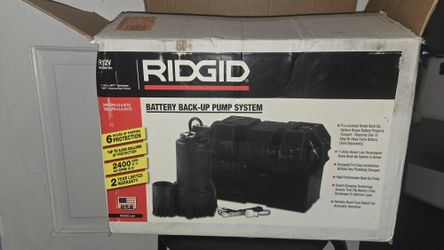 Rigid Backup Pump/Bomba de Agua