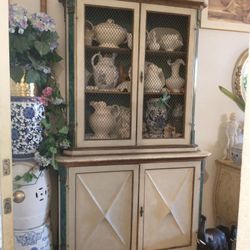 ANTIQUE ITALIAN ARMOIRE IN GOOD CONDITION FOR ITS AGE