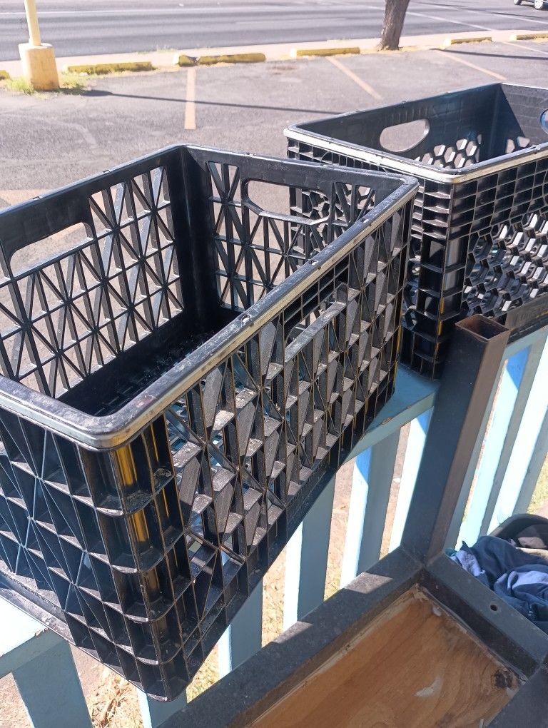 Plastic Box Or Caisses