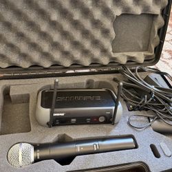Shure Wireless Microphone SM58