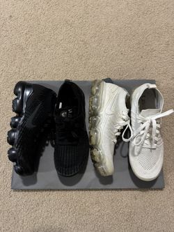 Nike Air VaporMax Flyknit 3 Triple Black And Triple White (Women's) Size 7 W