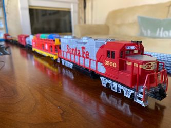 THUNDERBALL HAULER READY TO RUN HO SCALE ELECTRIC TRAIN SET FROM LIFE-LIKE TRAIN