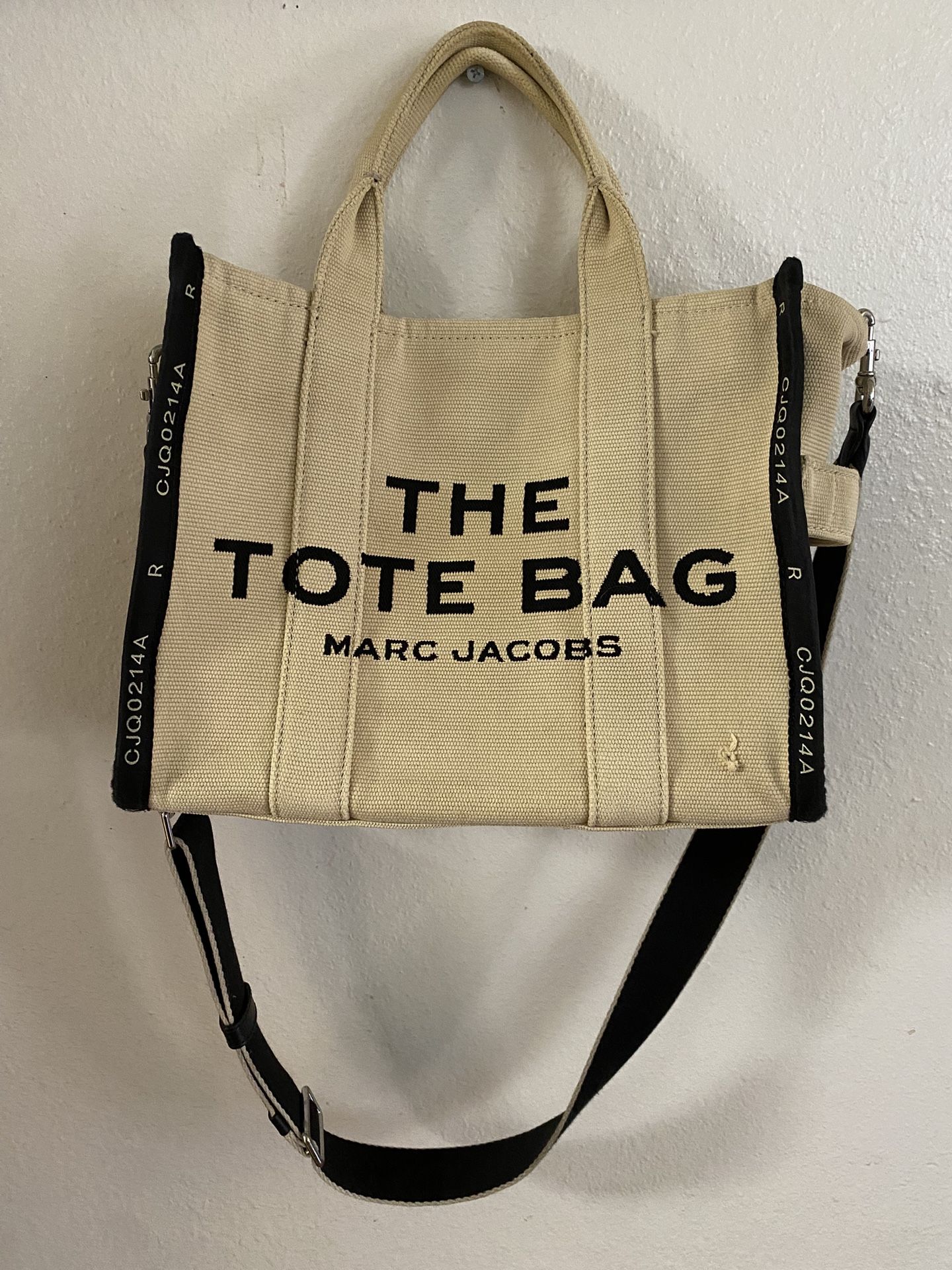 Marc Jacobs The Tote Bag