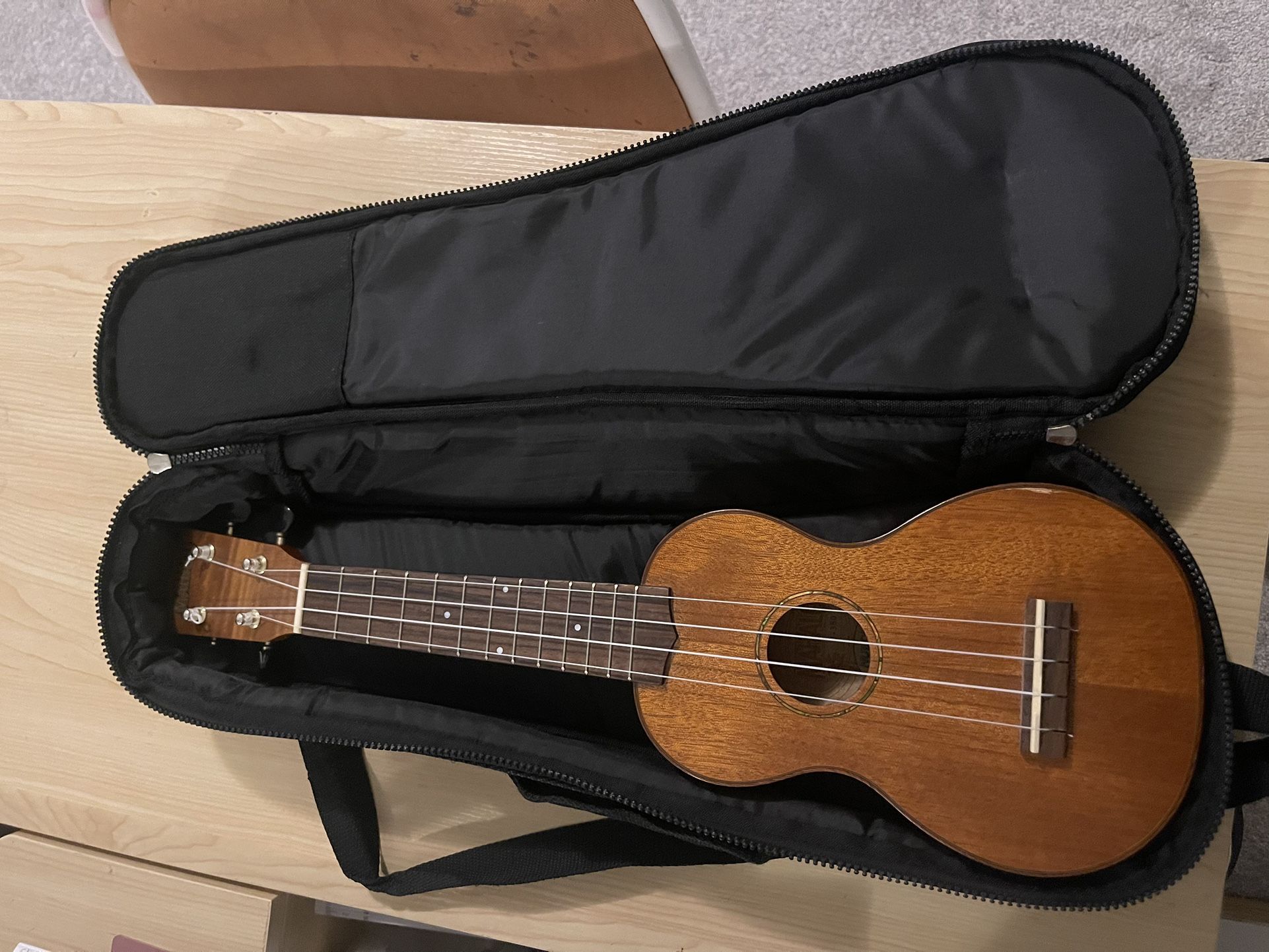 Mahalo Soprano Ukelele
