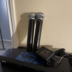 SHURE BLX88 SM58 DUAL CHANNELS WIRELESS MICROPHONES LIKE NEW