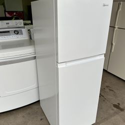 Refrigerator 10.1 cu ft (1 Month Warranty)