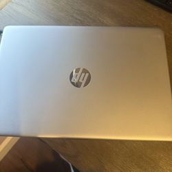 HP Laptop Model: HP 15-dy2096nr