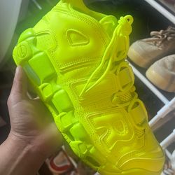 Nike air   Size 9 men