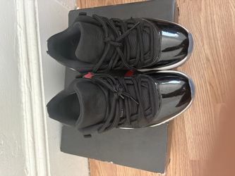 Jordan’s 11 Size 8