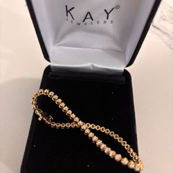 14K gold and diamond bracelet