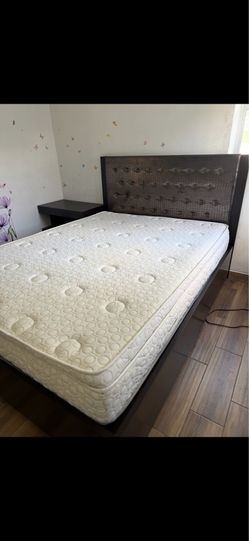 Full size Matress frame and headboard
