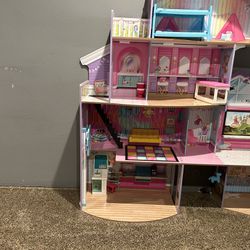 Barbie House / Doll House
