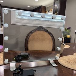 Led Light Mirror/ Espejo Con Luces 