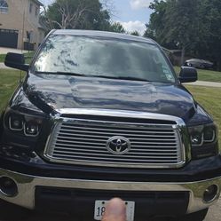 Toyota Tundra SR5 Taxes Edition 