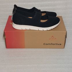 Comfortiva Slip Ons Sneakers Flats Moccasin. Black. New In Box. Size 9 Women's Shoes 