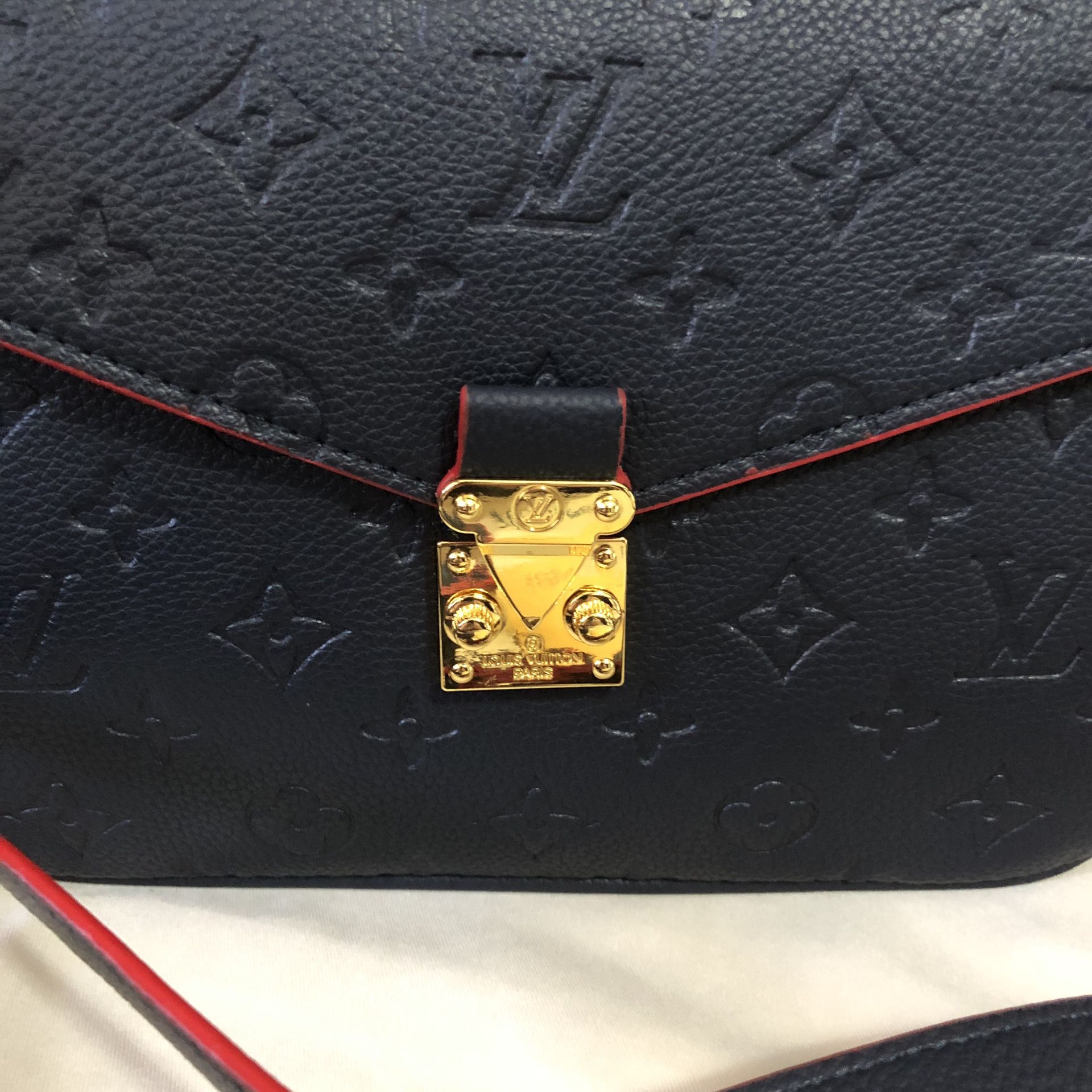 Louis Vuitton Monogram Empreinte S-lock Gold Buckle Ladies Single