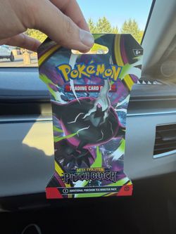 Pokémon Mega Evolution: Pitch Black booster pack