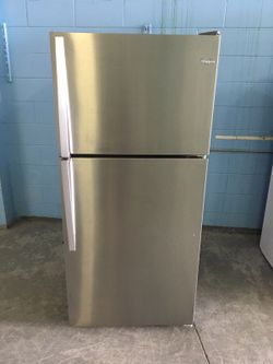 Whirlpool 21 Cu Ft Stainless Refrigerator