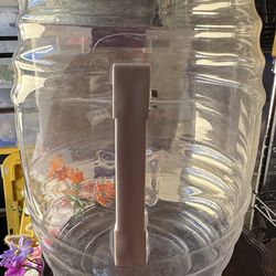 4 clear plastic vitroleros