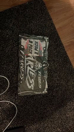 License cover plate