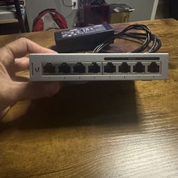 Unifi Switch 8 60w