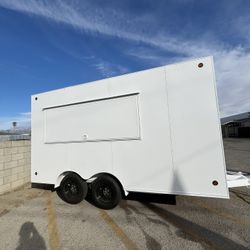 8.5x14x7.6 Vending Trailer