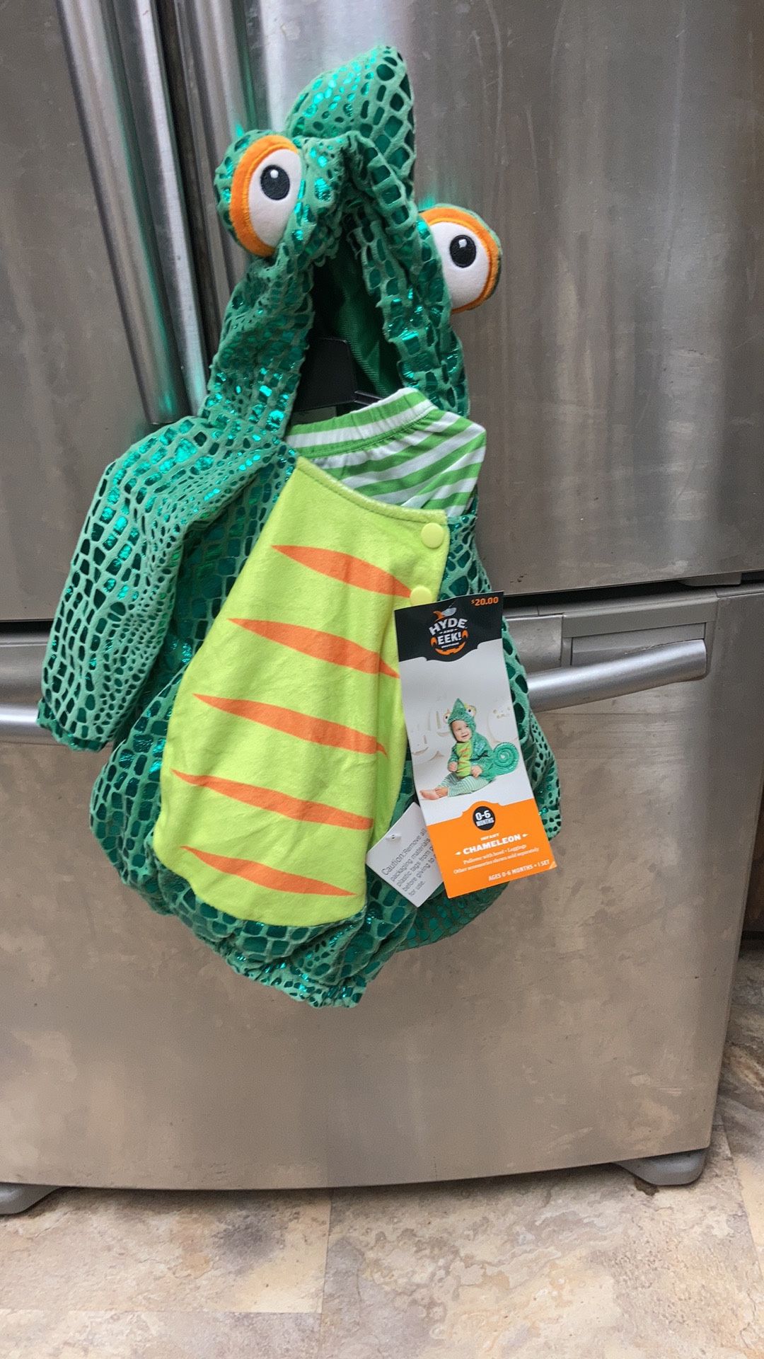 New chameleon costume 0-6 mos $10