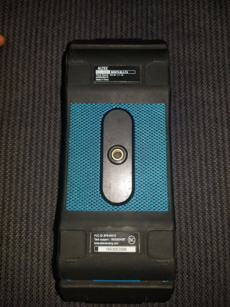 Altec Lansing omni jacket waterproof Bluetooth speaker IMW678-BLU-TA