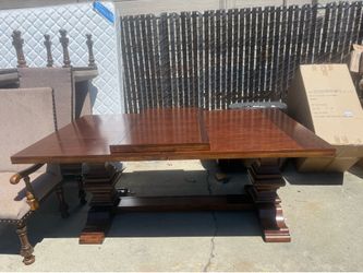 Dining extended wood table