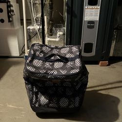 Soft Cooler On Wheels 