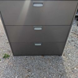 Three Drawer Lateral File Cabinet 