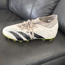 Youth Soccer Shoes Predator 