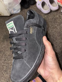 Must Go Worn 3x Size 9.5
