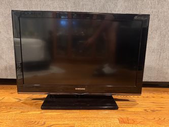 Samsung Flat Screen TV with Stand