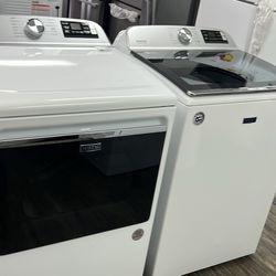 Washer and Dryer Set Maytag Electric Extra Large capacity working perfect with warranty delivery 