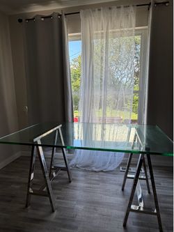 Modern Glass Desk/Table – 5ft x 3ft