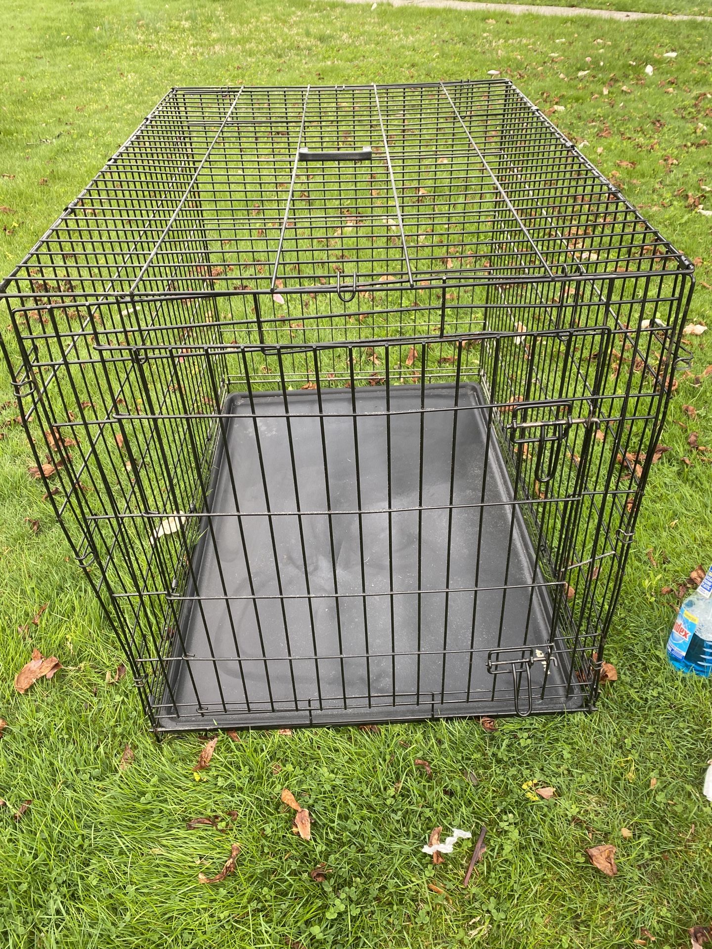 42 Inch Dog Crate Large Dog Kennel with Plastic Tray & Divider Folding
