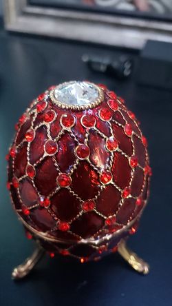 Red egg music box