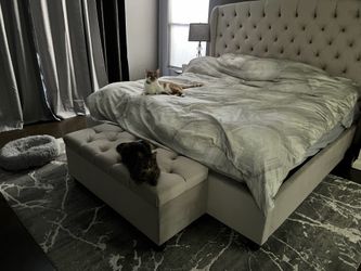 King size Tempur-Pedic Mattress