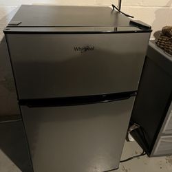 Small Refrigerator 