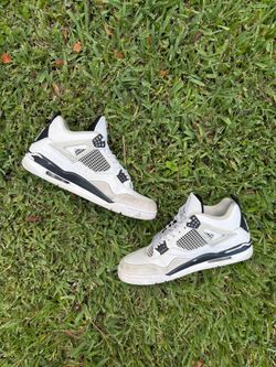 Jordan 4 Retro ‘White Thunder’ Sneakers