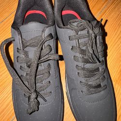 Levi’s Sneakers black 9.5 New