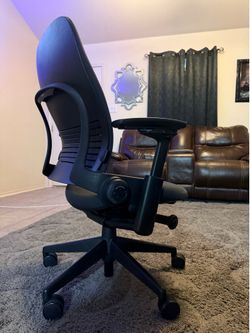 Steelcase Leap Chair 2