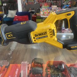 20-Volt MAX XR Cordless Brushless Reciprocating Saw (Tool-Only)