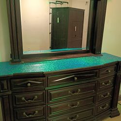 Dresser And Mirror 