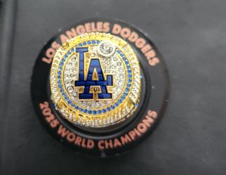 LA Dodgers 2025 World Champions Replica Ring